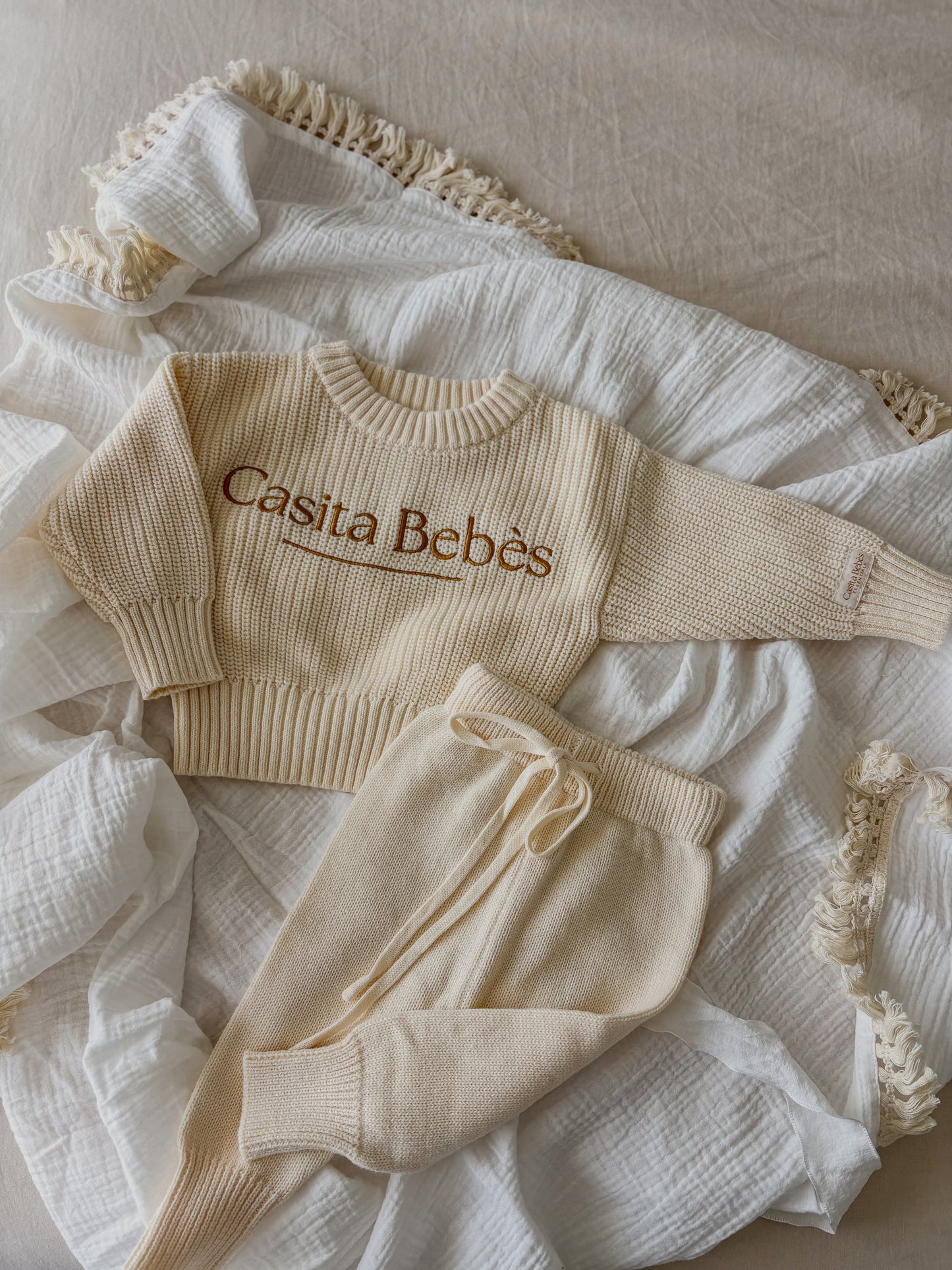 Bebè Knitted Bundle - 4 Pieces