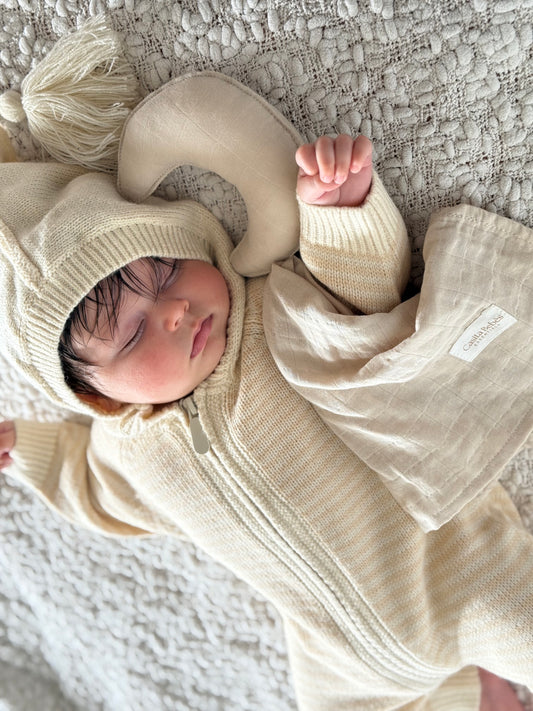 Essentīals Navayah Knitted Romper