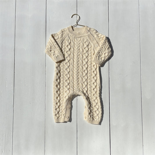 Essentīals Cable Romper
